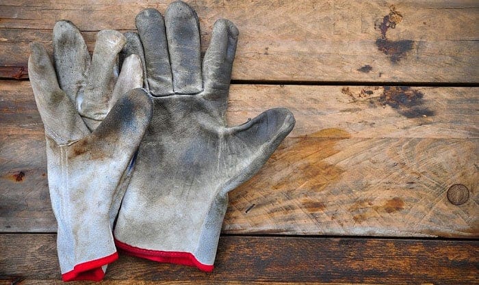 Как продлить жизнь вашим садовым перчаткам: Гид по уходу за кожей (корова vs свинья) 🌿🧤